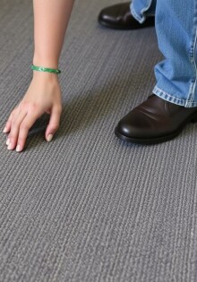 Ковролин: почему он снова в моде и как выбрать свой идеальный пол